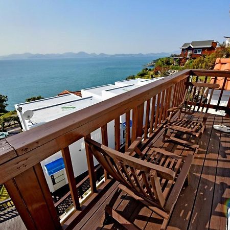 Namhae Bluemare Pension Exteriör bild