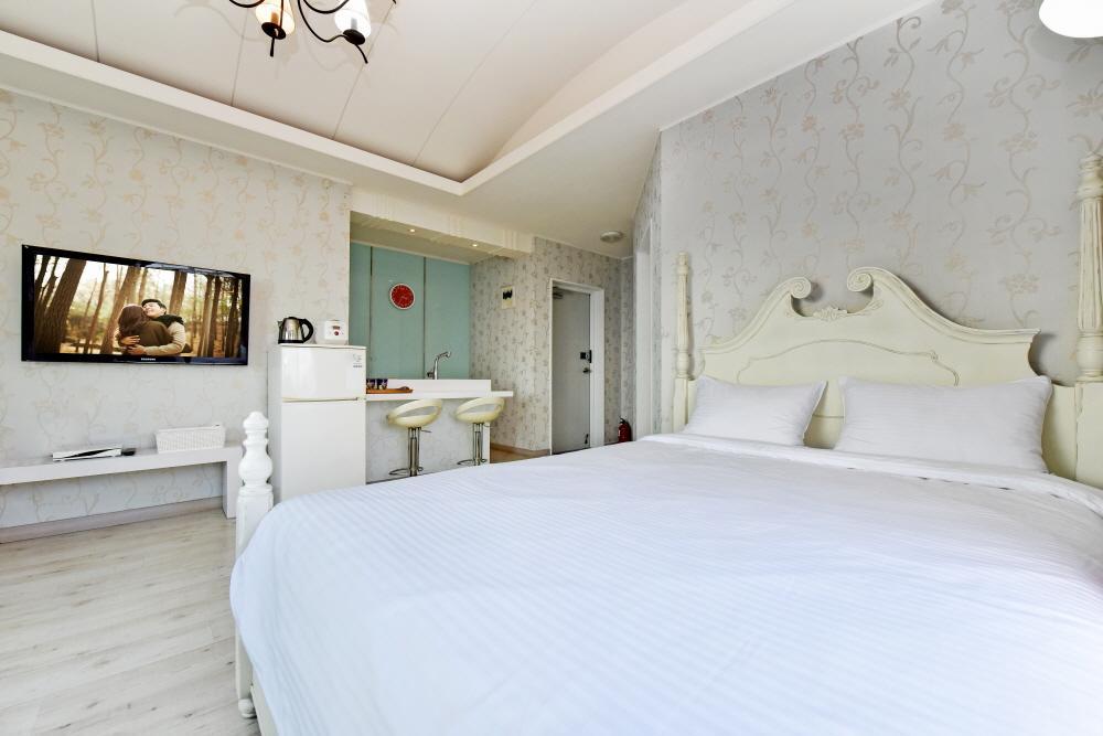Namhae Bluemare Pension Exteriör bild