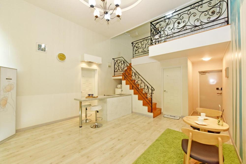 Namhae Bluemare Pension Exteriör bild
