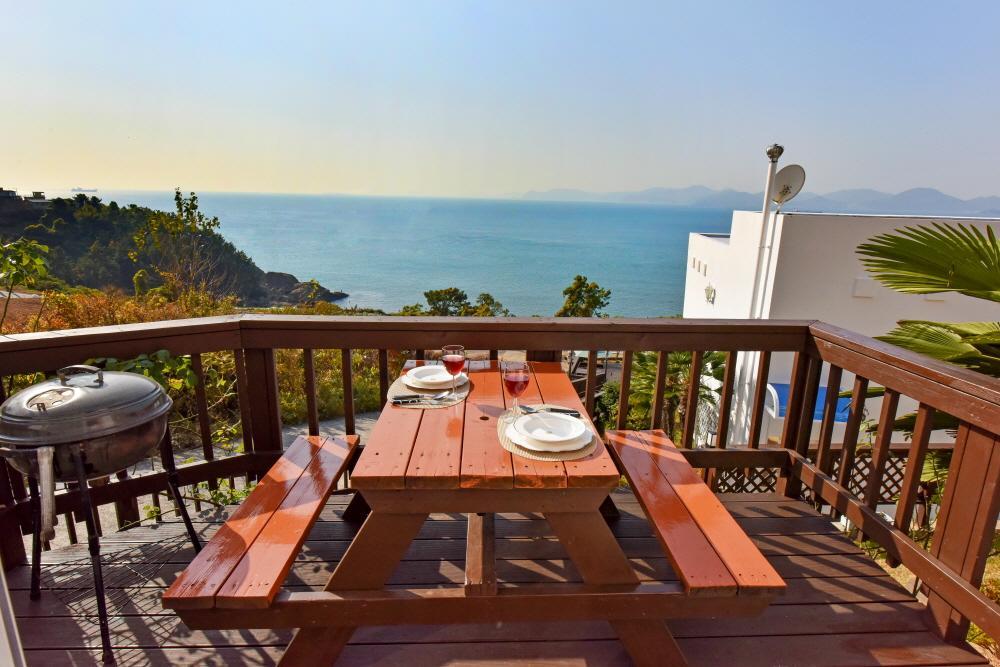Namhae Bluemare Pension Exteriör bild