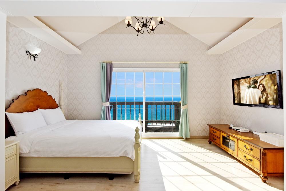 Namhae Bluemare Pension Exteriör bild